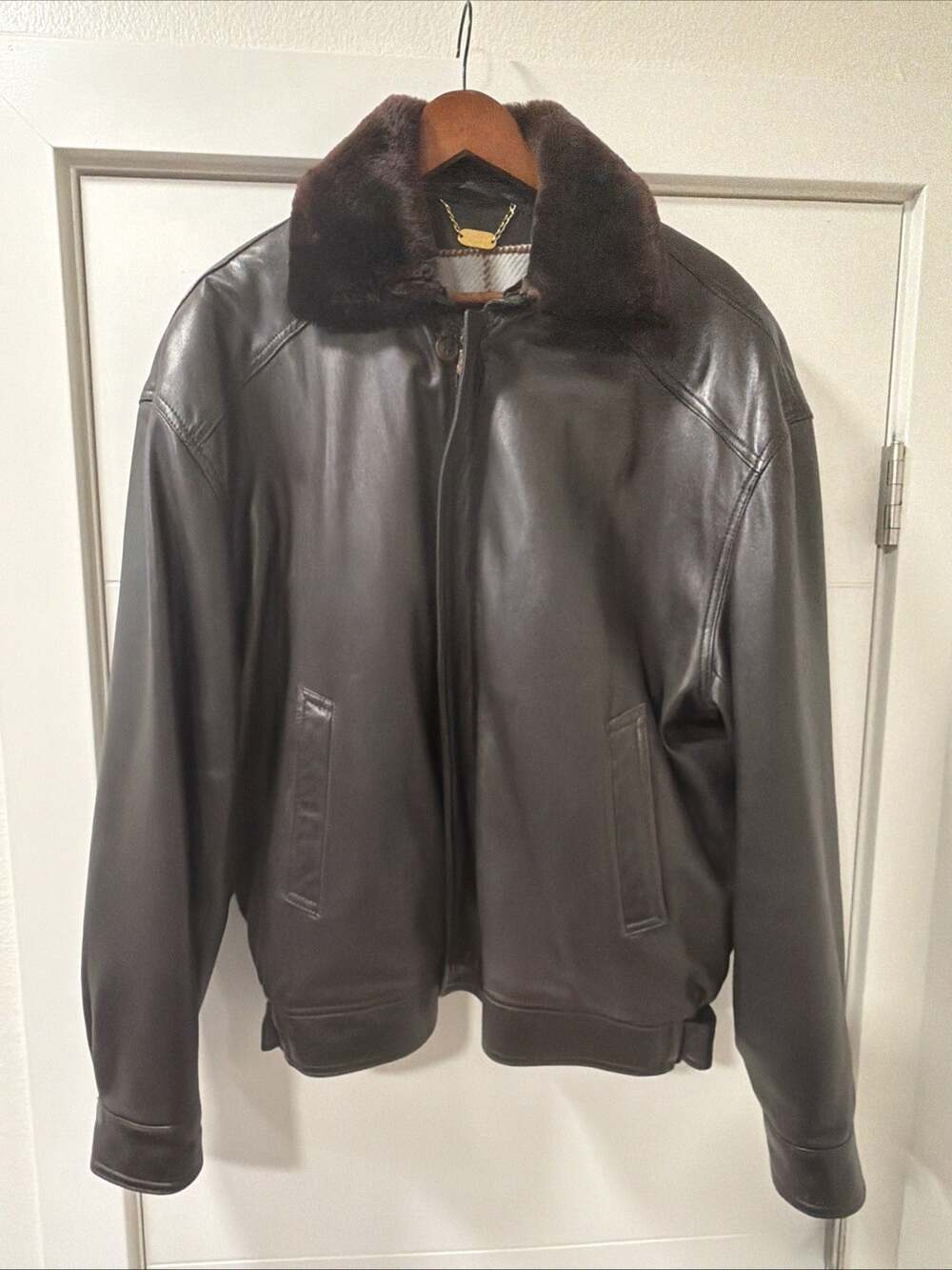 Brioni Roma Saks Fifth Avenue Leather Jacket Fur Collar Italy Men’s 54 Vintage